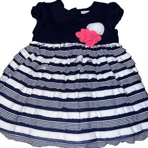 Girls size 24 months /2T dress